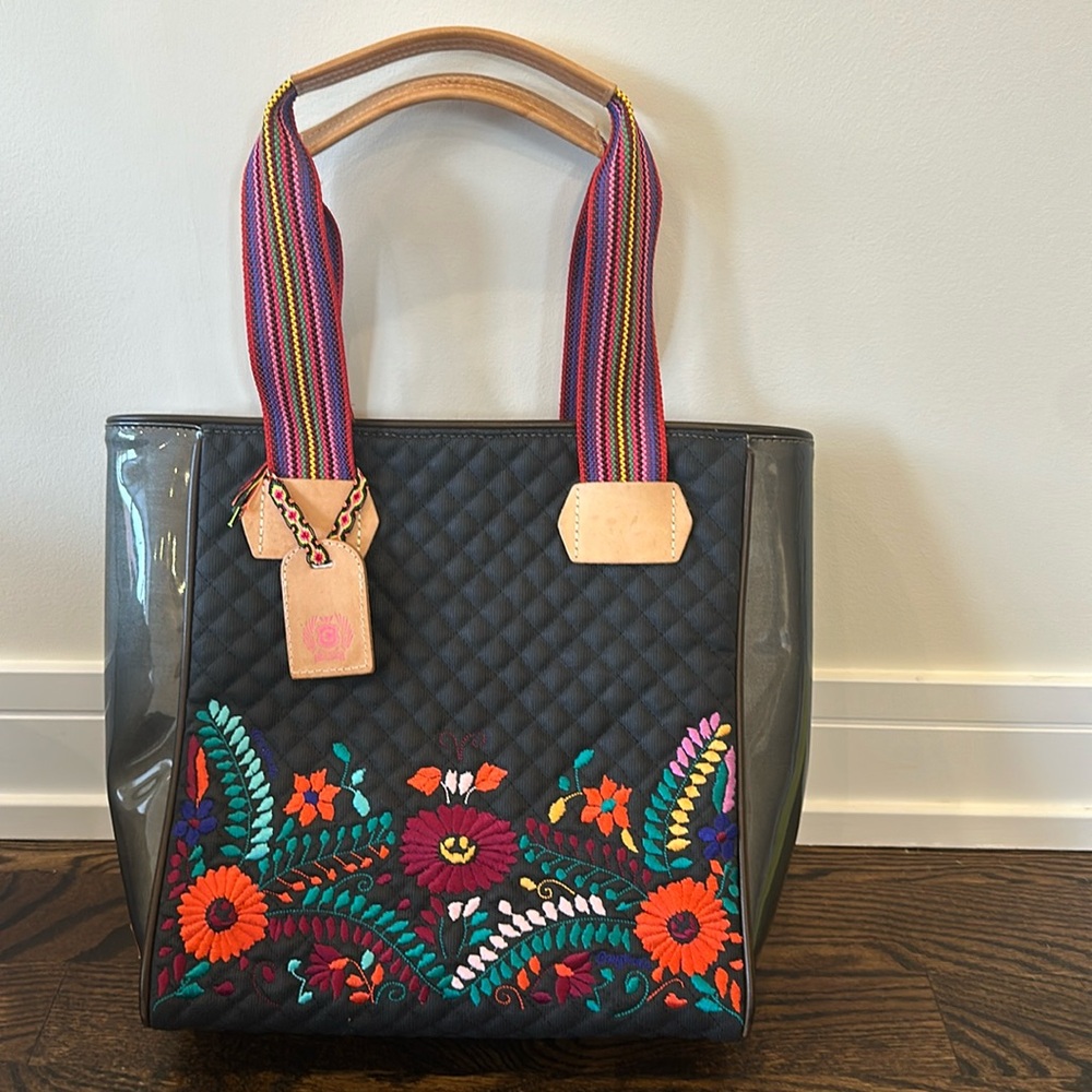Consuela Classic Tote